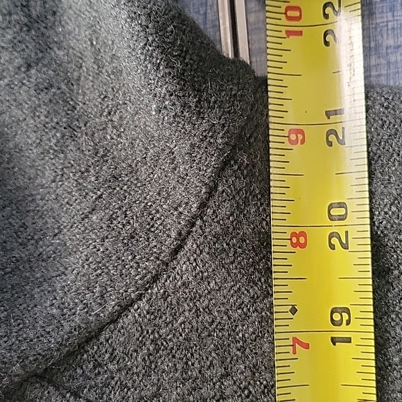 Vintage Norm Thompson Grey 100% Wool Lightweight Coat Beautiful Condition Sz Med - Picture 12 of 15